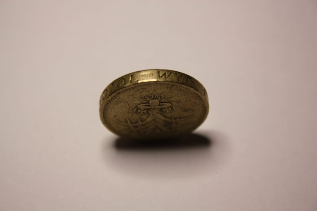 one-pound-1985-1-1024x683 One Pound 1985 – brytyjski funt