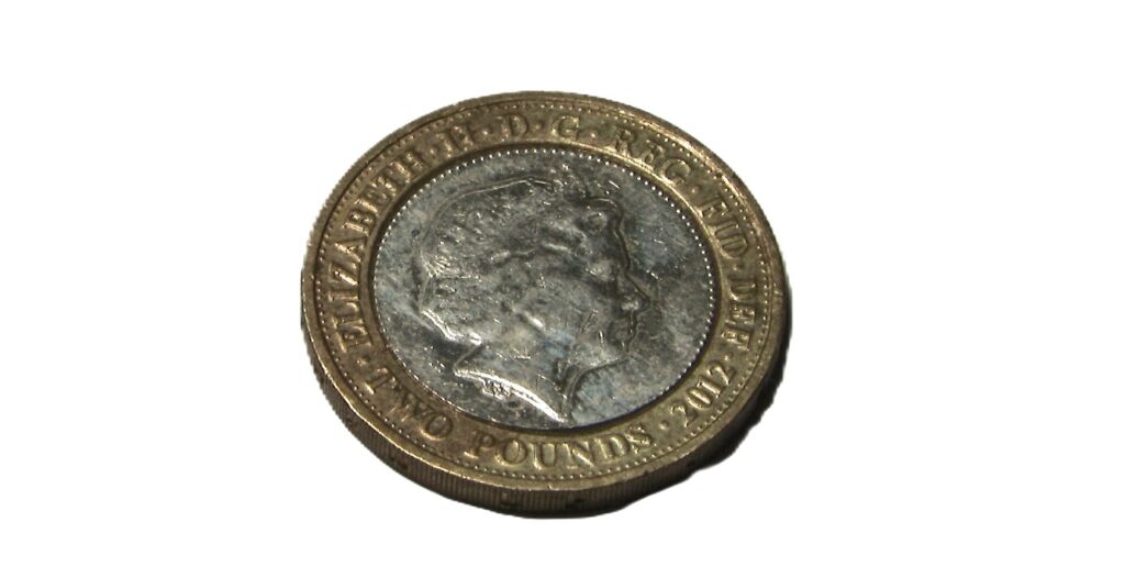 2-pounds-2012-UK-Allfinds-www.allfinds.com_.pl-3-1024x526 2 funty z 2012 ile jest warta ta moneta?