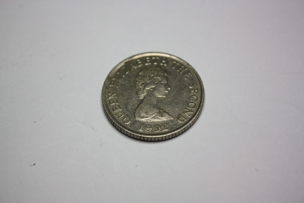 Ten-pence-Baillick-of-Jersey-1992-All-Finds-Com-PL-3-1024x683 Ten Pence 1992 – ile otrzymam za monetę z Bailiwick of Jersey?