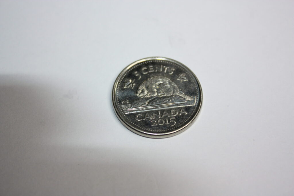 5-centow-kanadyjskich-z-2015-roku-2-1024x683 Moneta 5 centów Kanada 2015