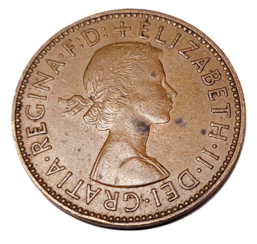 Half-Penny-1962-AllFinds-www.allfinds.com_.pl-4-1024x971 Half Penny 1962 – ile jest warta w 2026?
