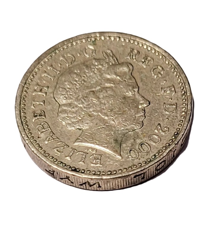 one-pound-2000-Allfinds-www.allfinds.com_.pl-5-1 One Pound 2000: Jaka jest wartość legendarnego funta?