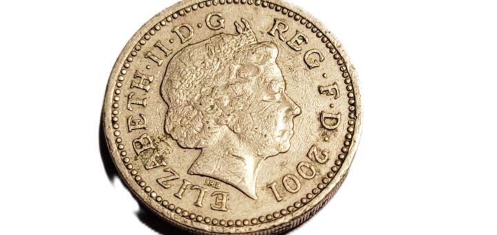 1 Pound 2001 (UK) ile jest warta moneta?